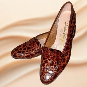 Vintage Ferragamo Brown Croco Loafers 🤎🐊| Size 4.5 | Made in Italy - Leather